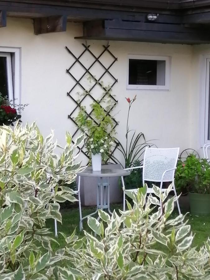 Villa Secret Garden House In The Center Of Sigulda Esterno foto